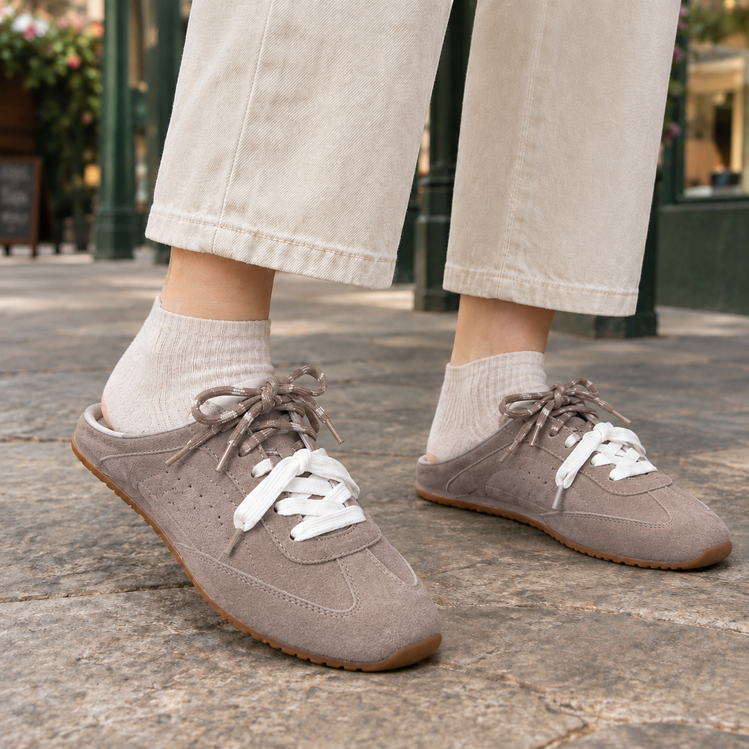 Women's Delano-Parma Backless Sneakers in Cream | Invictora.com