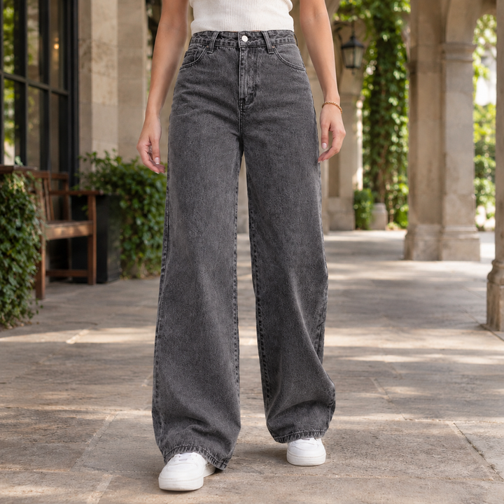 Women's Azalea Wide Leg Jeans in Black | Invictora.com