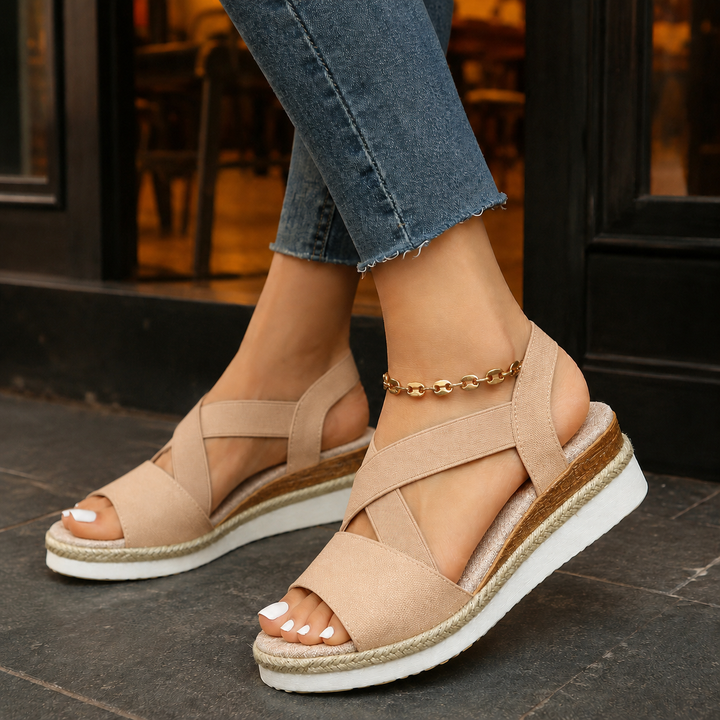 Women's Casentino Elastic Wedge Sandals in Black | Invictora.com