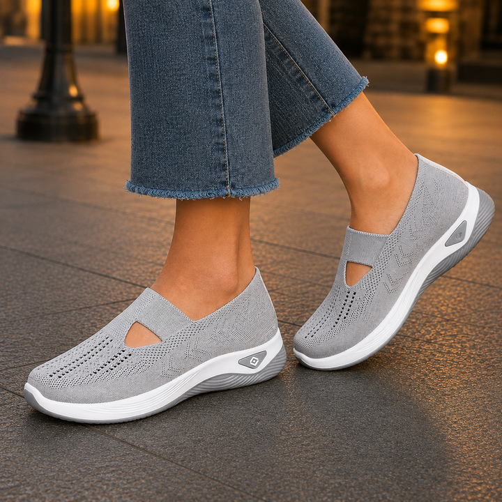 Women's Asti Slip-On Sneakers in Classic Black | Invictora.com