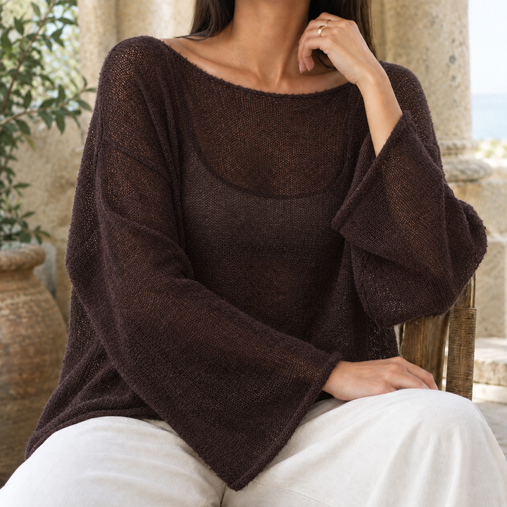 Women's Ilaria-Rae Boat Neck Top in White | Invictora.com