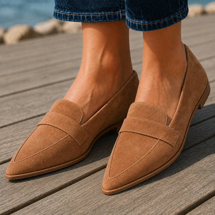 Women's Ravena Orthopedic Loafers in Black | Invictora.com