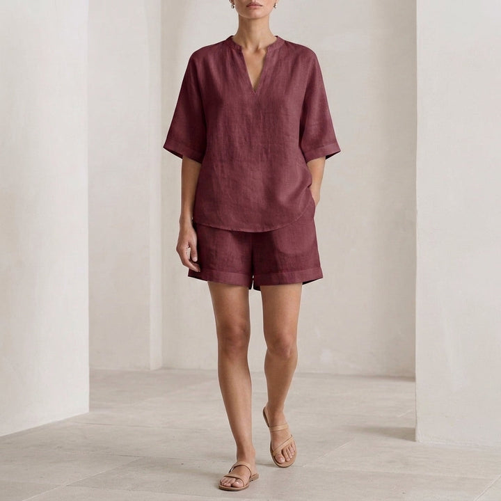 Women's Alessia Relaxed Set in White | Invictora.com
