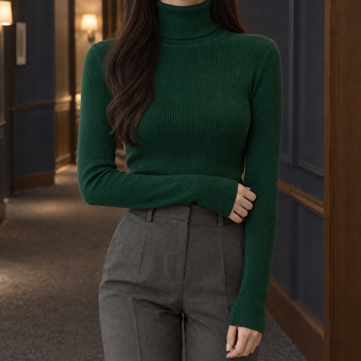 Women's Perpetua-Pearl Ribbed Sweater in White | Invictora.com