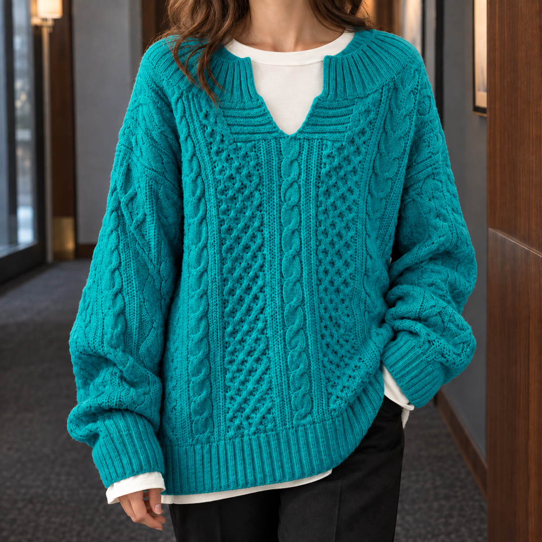 Women's Fernanda-Pearl Cable Sweater in White | Invictora.com
