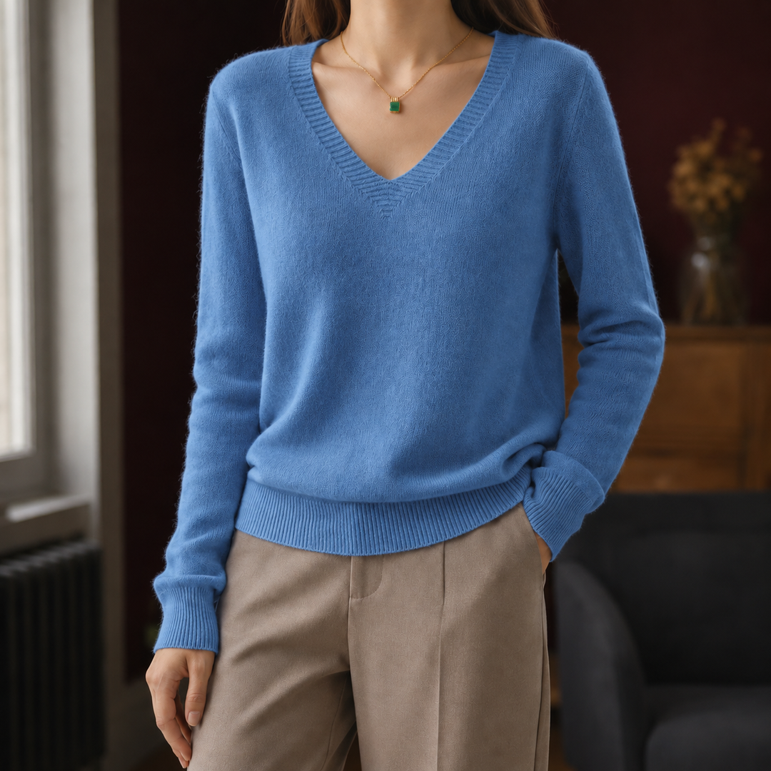 Women's Kara V-Neck Sweater in White | Invictora.com