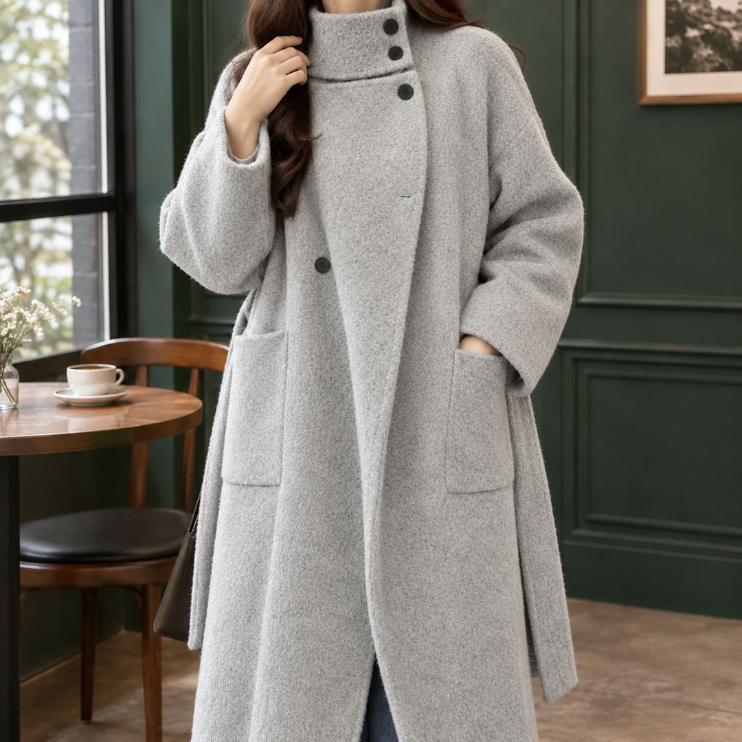 Women's Katrina-Pearl Cashmere Coat in Purple | Invictora.com
