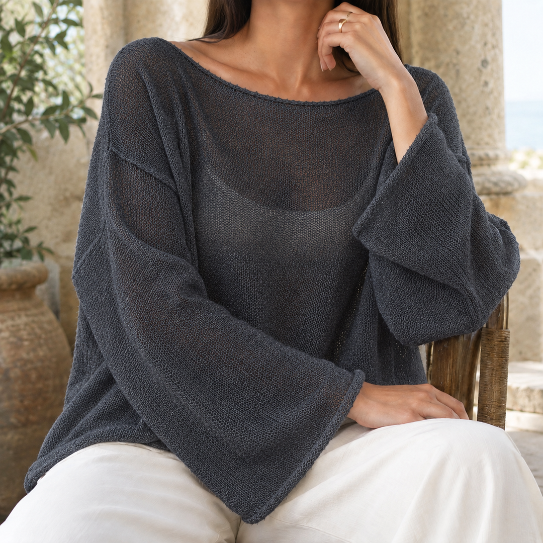 Women's Ilaria-Rae Boat Neck Top in White | Invictora.com
