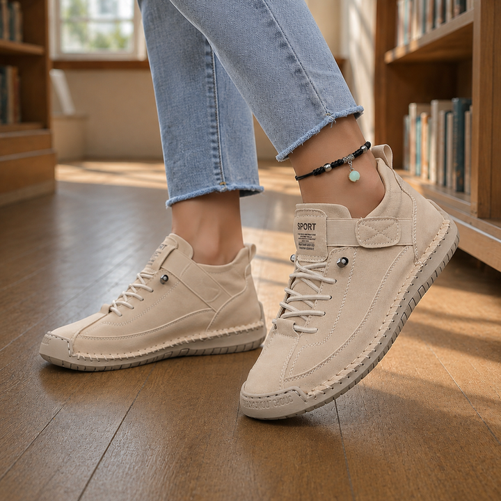 Women's Ravello Elastic Lace Sneakers in White | Invictora.com