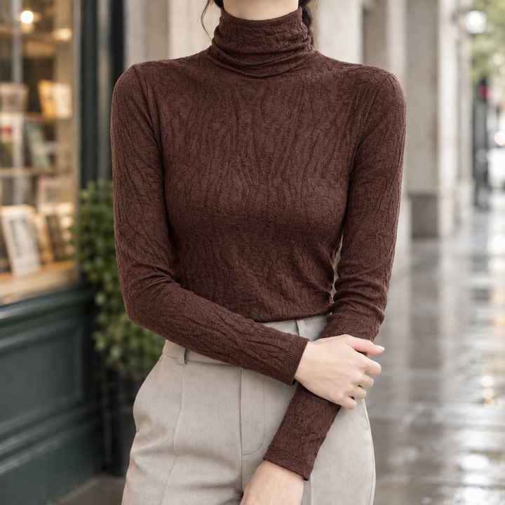 Women's Annika-Faye Textured Top in Gray | Invictora.com