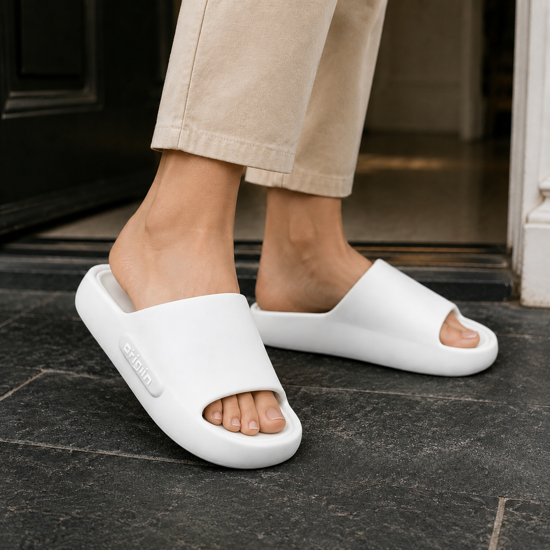 Women's Cagliari Cushioned Slides product image | Invictora.com
