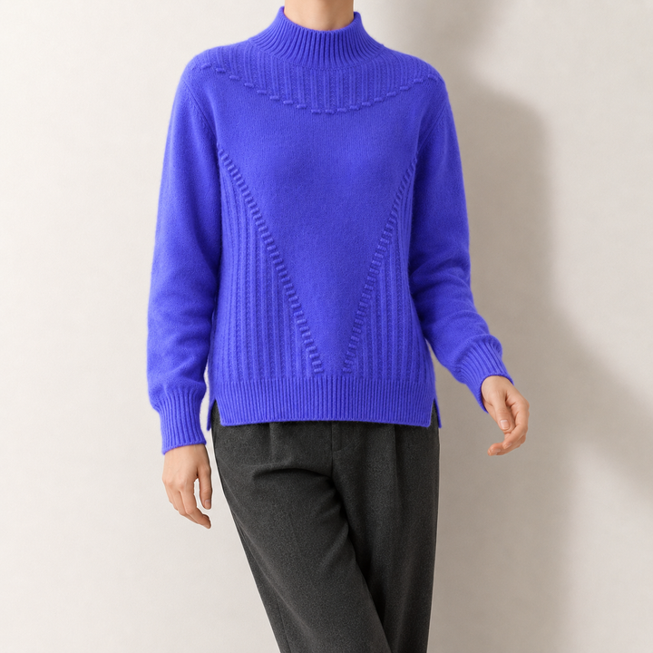 Women's Wetherby Textured Knit Sweater in Cream | Invictora.com