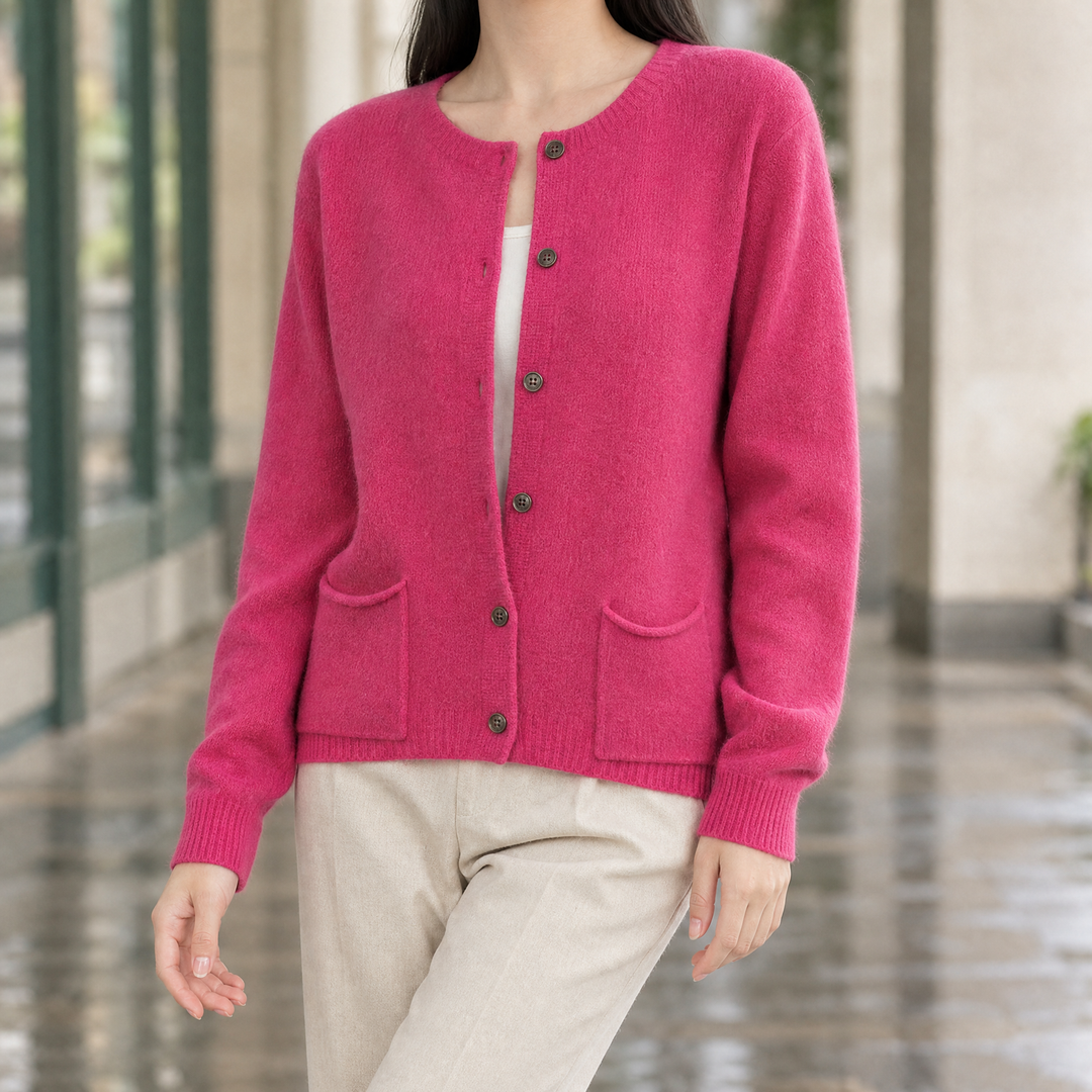 Women's Carina-Mae Pocket Cardigan in Black | Invictora.com