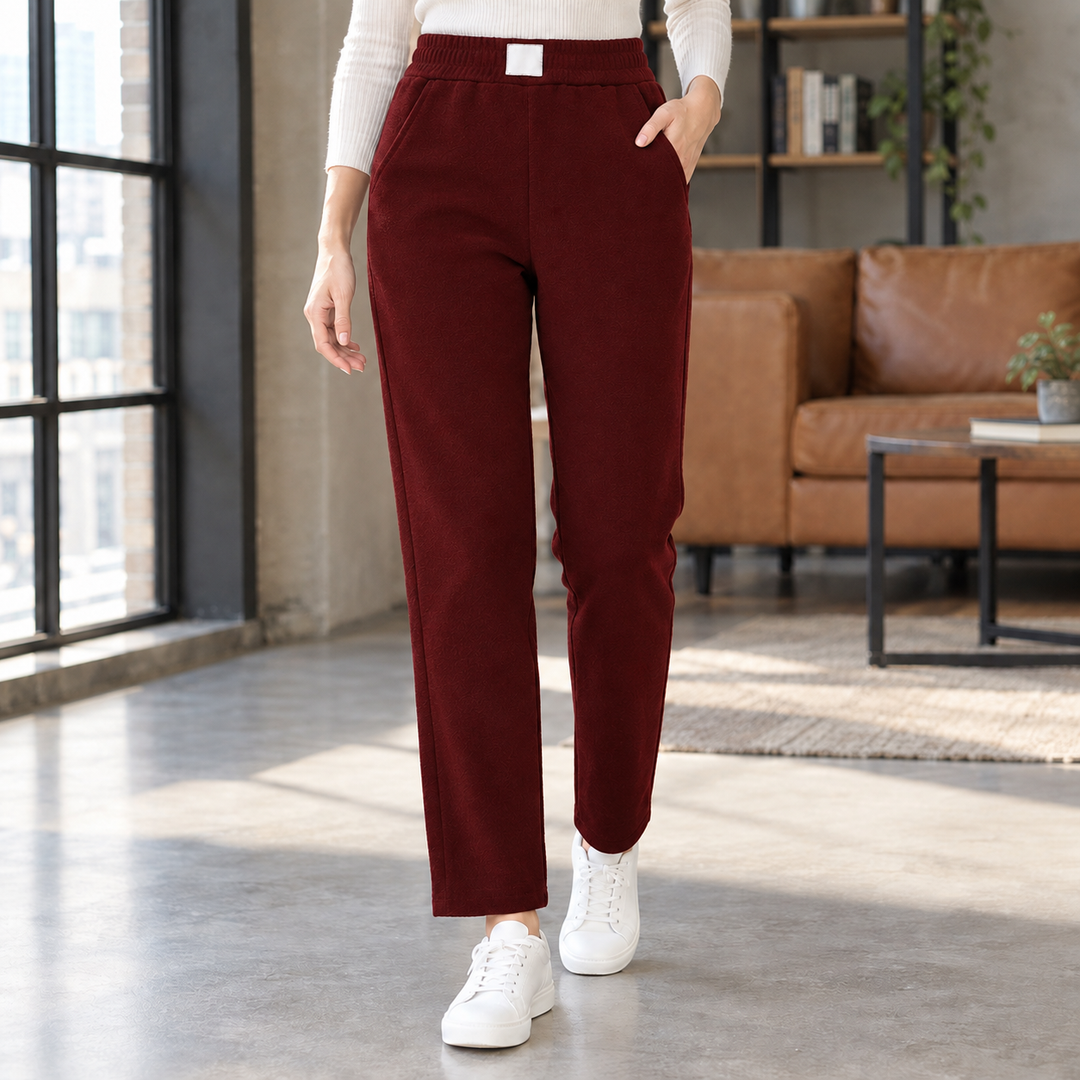 Women's Kara-Lane Straight Leg Pants in Black | Invictora.com