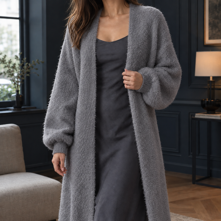Women's Isla-Grace Longline Cardigan in White | Invictora.com