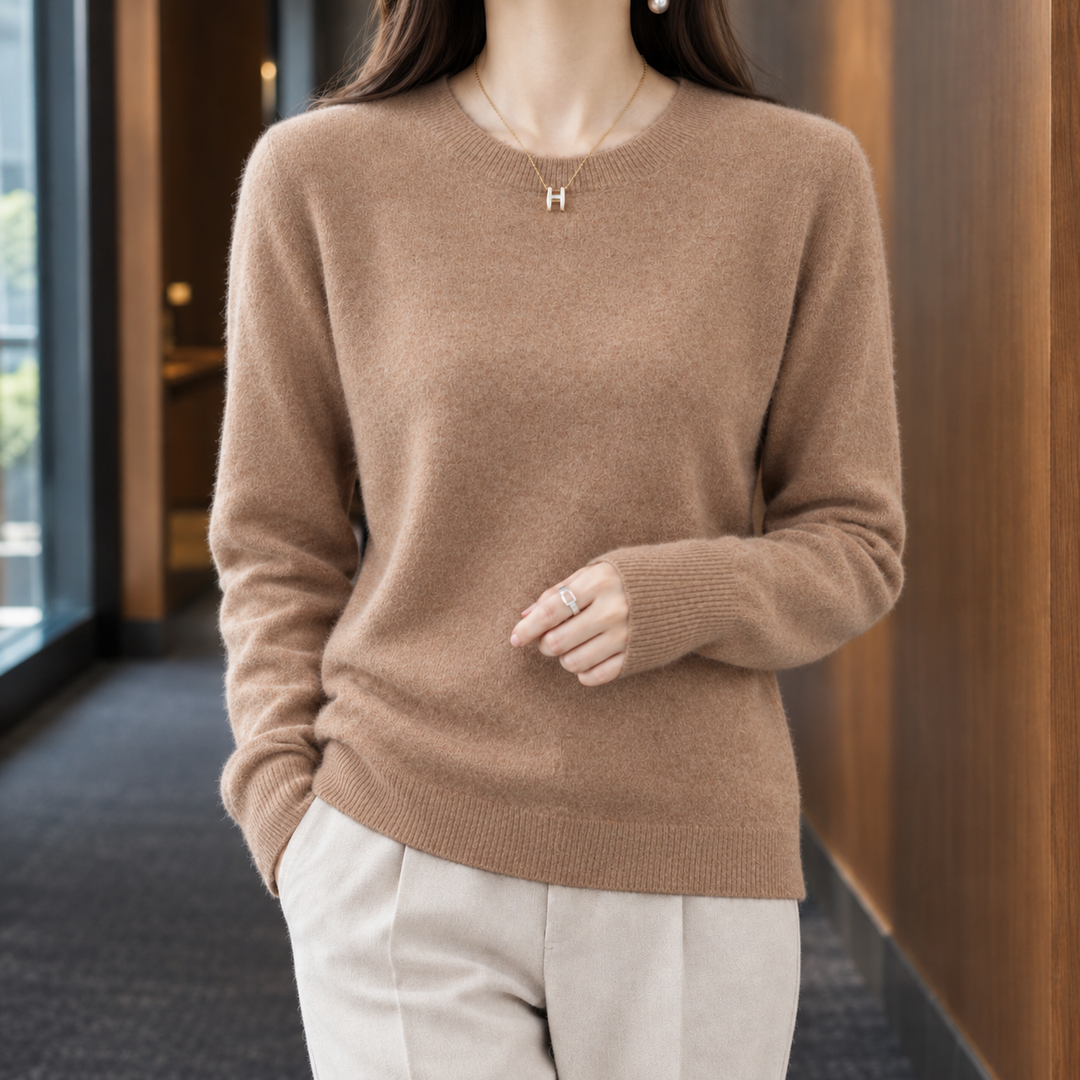 Women's Astrid-Faye Wool Sweater in Black | Invictora.com