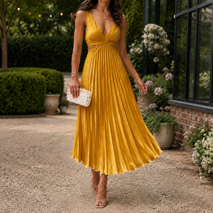Women's Emilia-Jade Pleated Midi Dress product image | Invictora.com
