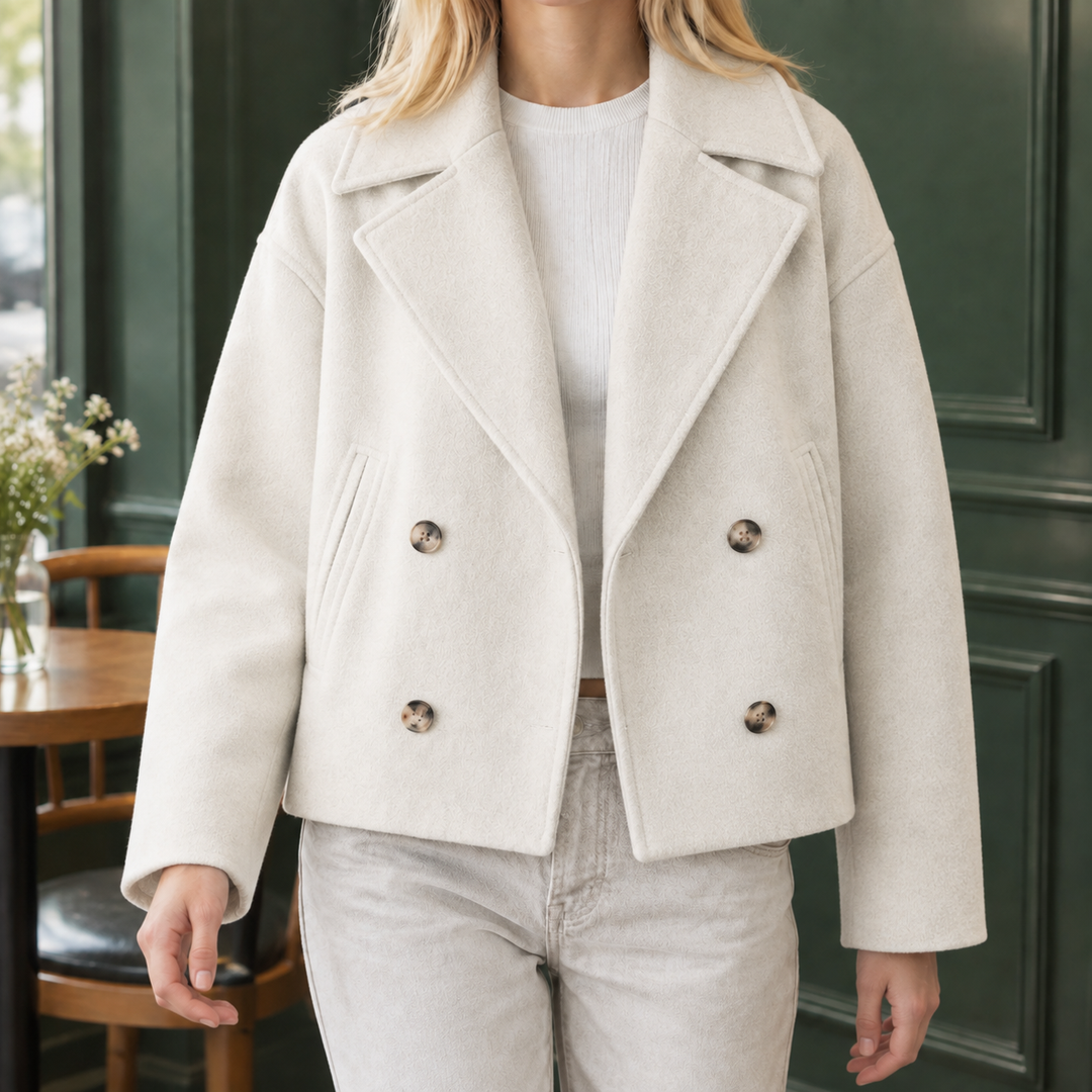 Women's Leonie-Hope Double-Breasted Jacket in Black | Invictora.com