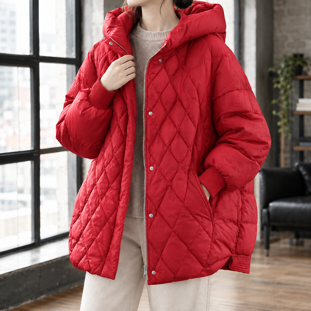 Women's Elise-Jade Quilted Jacket in Black | Invictora.com