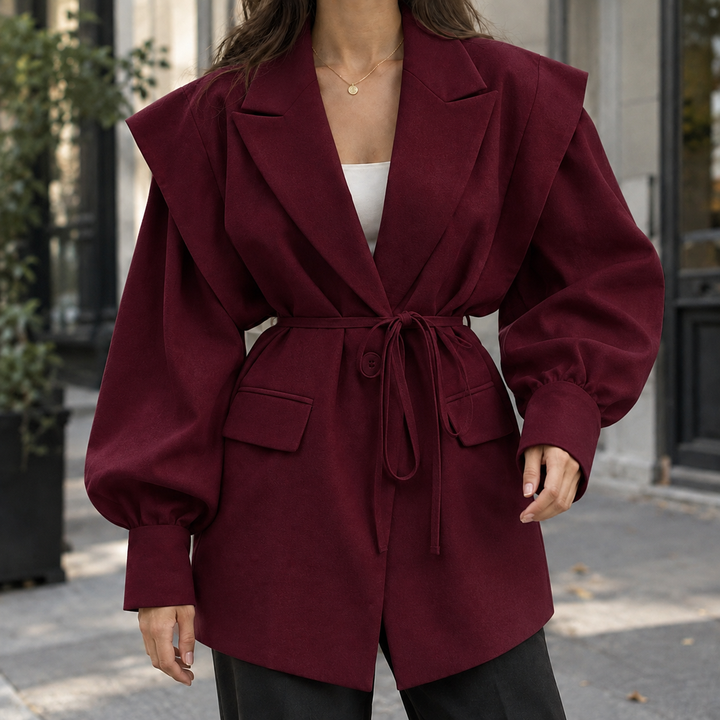 Women's Valentina-Claire Sculpted Jacket in White | Invictora.com