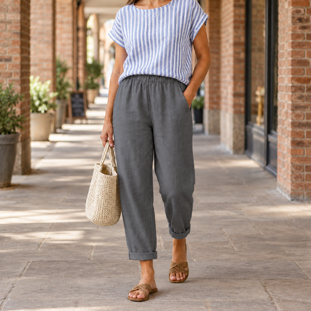 Women's Alba-Faye Relaxed Pants in Beige | Invictora.com