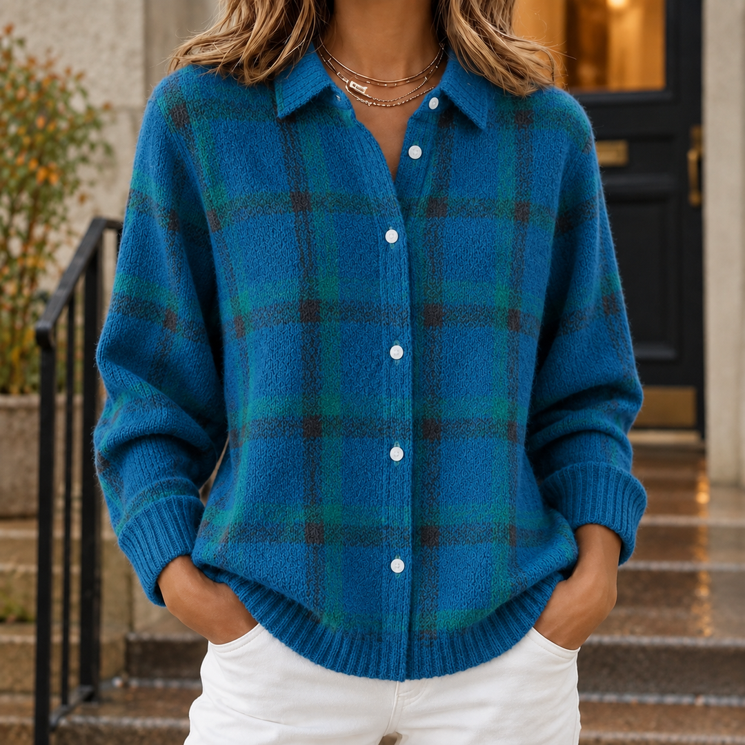 Women's Angelique-Claire Plaid Overshirt in Blue | Invictora.com