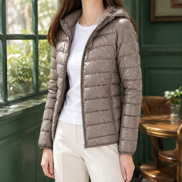 Women's Isabeau-Mae Cashmere Jacket | Invictora.com