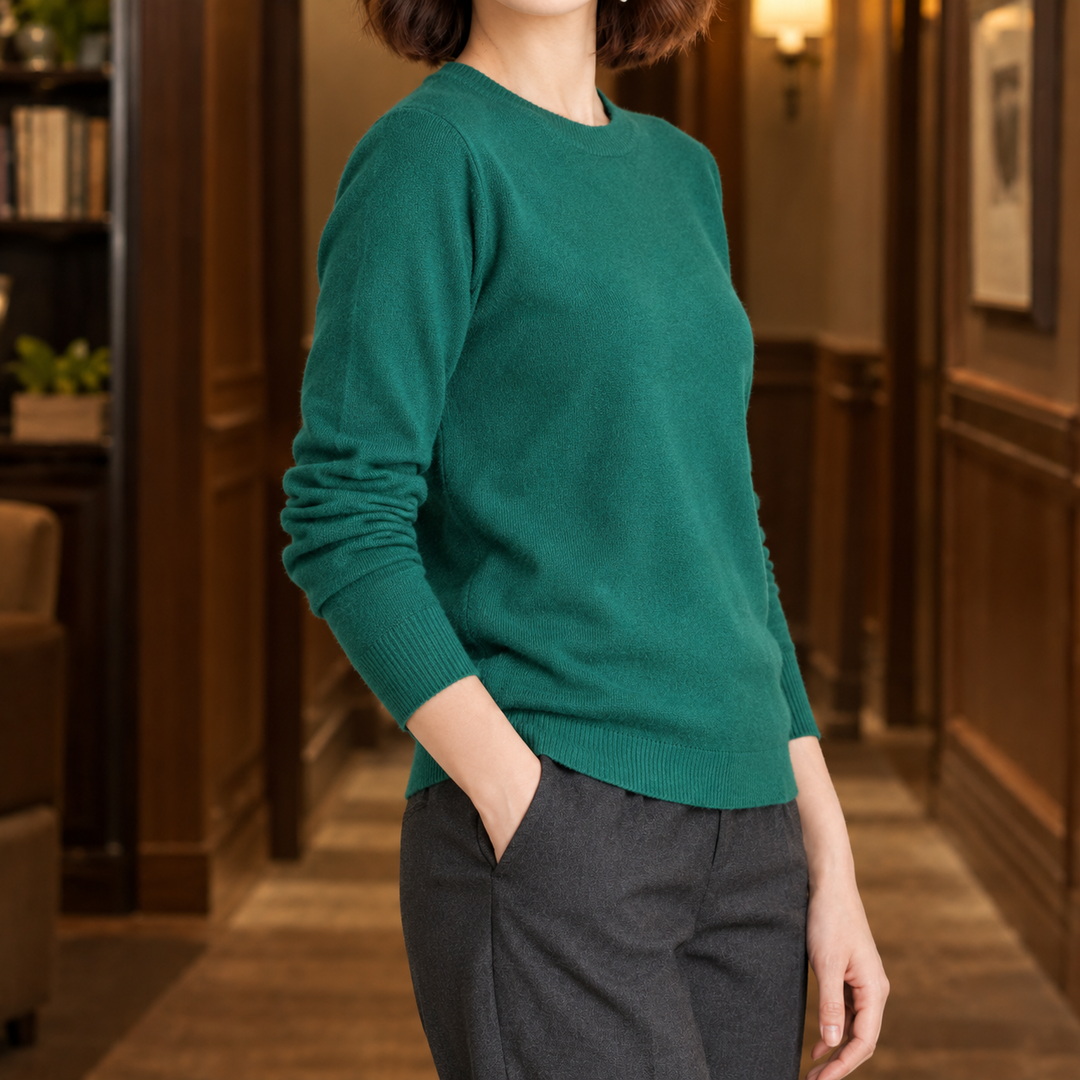 Women's Severine Crew Neck Sweater | Invictora.com