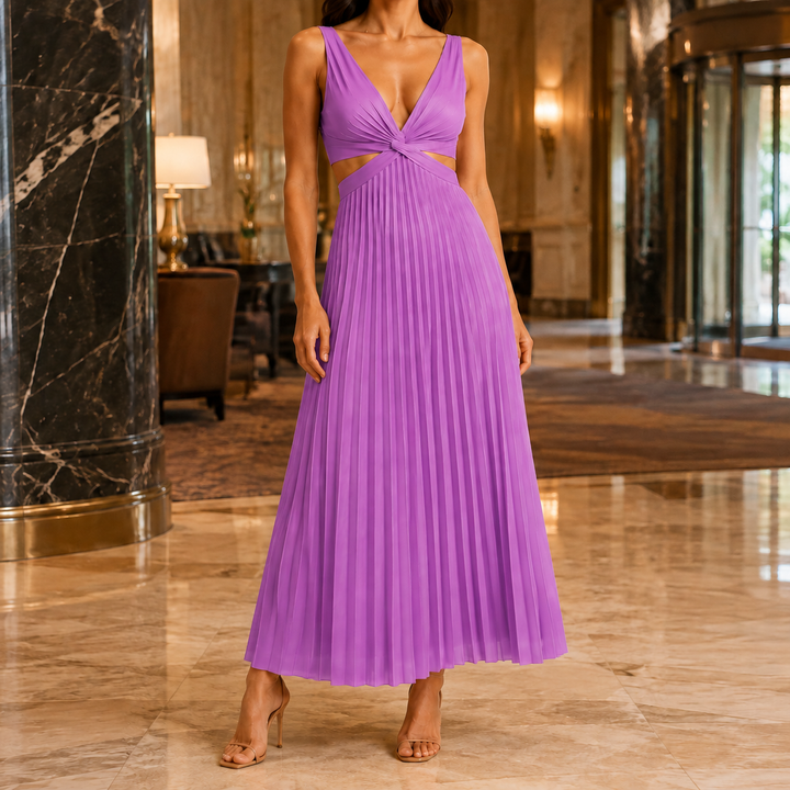 Women's Clara-Jane Pleated Maxi Dress | Invictora.com