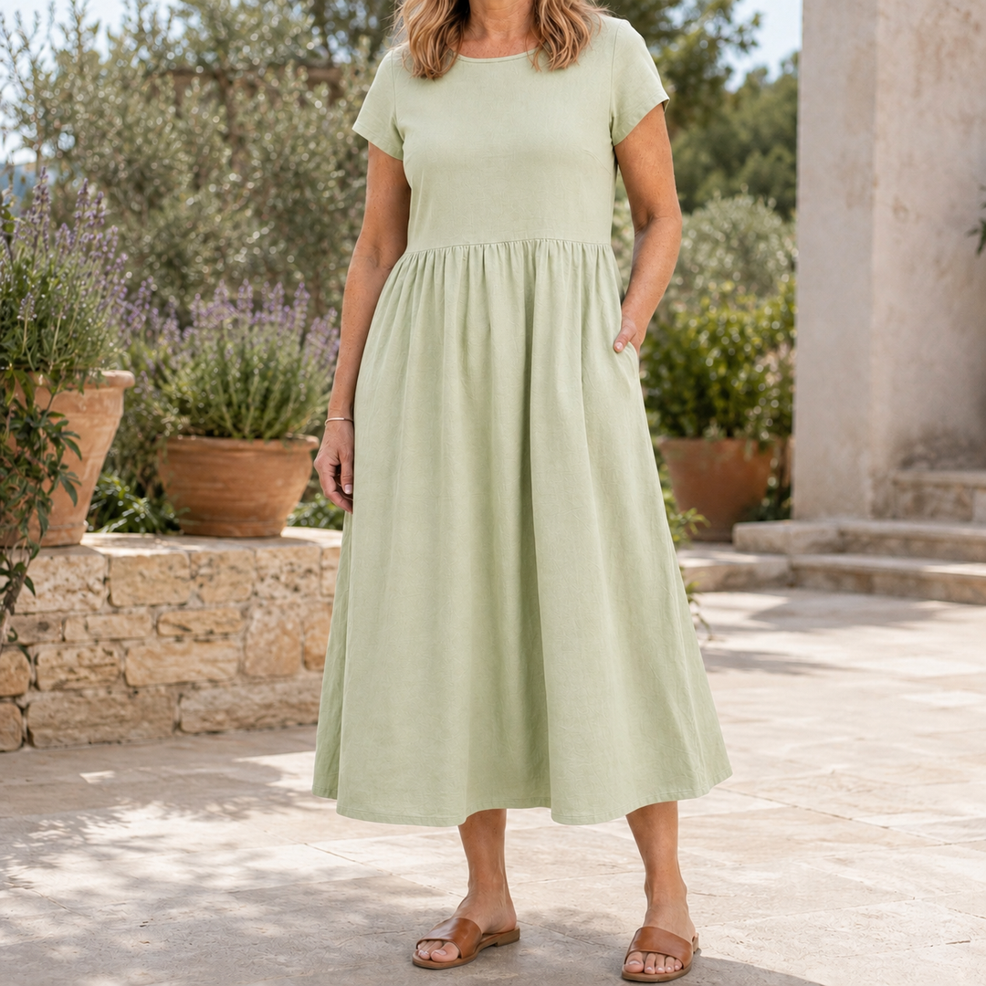 Women's Ilaria Relaxed Midi Dress | Invictora.com