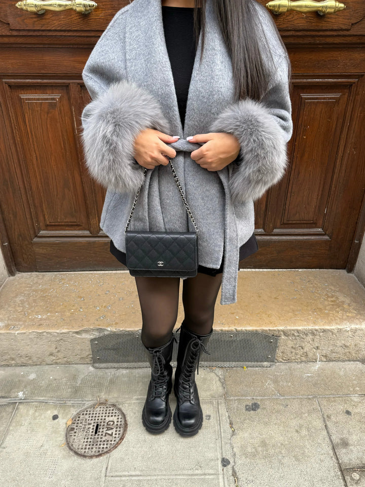 Women's Belted Winter Coat – Faux-Fur Sleeve Trim