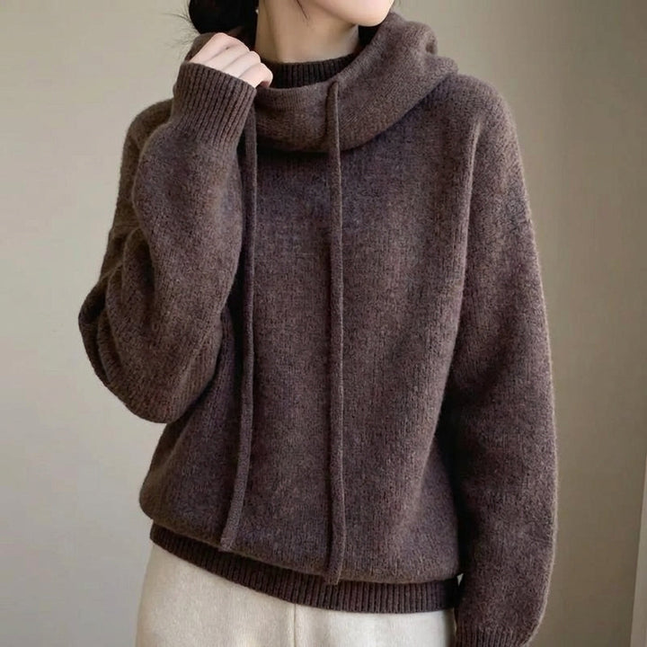 Women's Luna Merino Knit Hoodie in Oatmeal | Invictora.com
