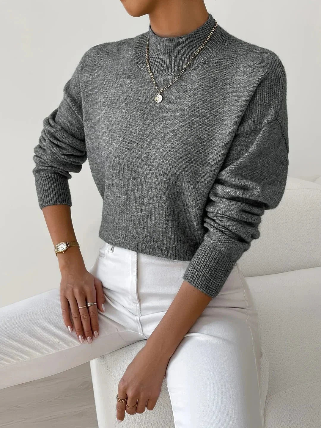 Women's Ribbed Knit Sweater – Roll Neck