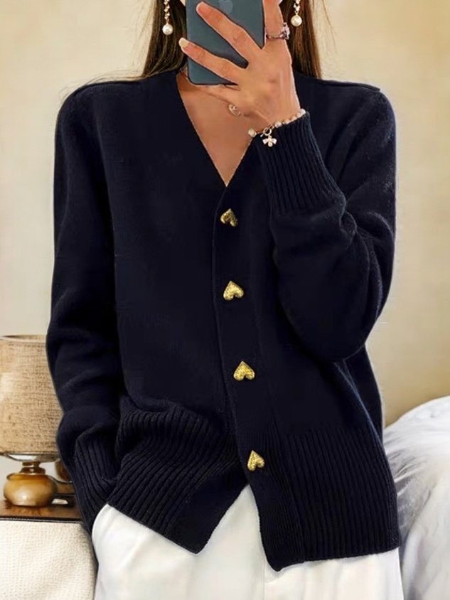 Women's Warm Wool Cardigan in Black | Invictora.com