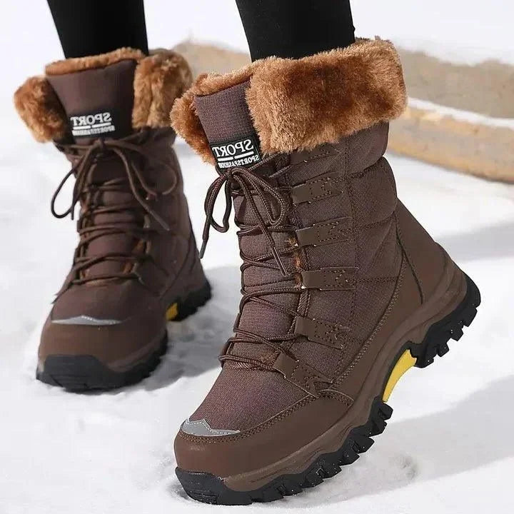 Women's Winter Boots – Faux Fur Lining And Lace-Up