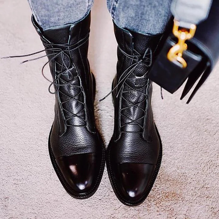 Women's Black Leather Heeled Pointed-Toe Boots – Lace-Up Cap-Toe Design