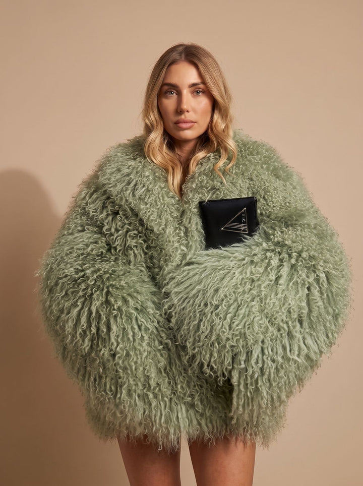 Women's Coat – Shaggy Oversized Faux Fur Winter