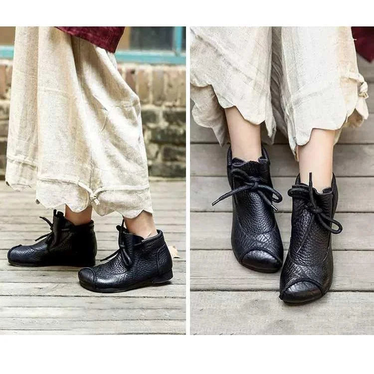 Women's Comfort Leather Ankle Boots – Fuzzy Lining And Lace-Up Closure