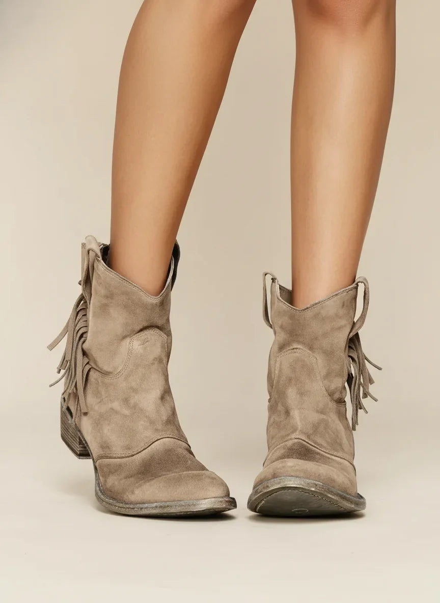 Women's Distressed Suede Fringed Western Cowboy Boots – Pull-On Style