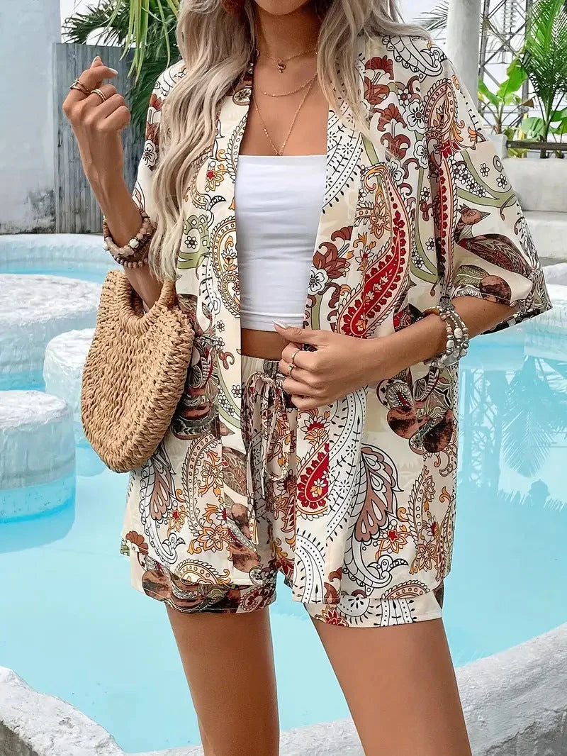 Women's Floral Kimono Cardigan Sweater – 3/4 Sleeve And Shorts