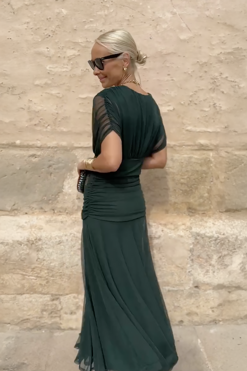 Women's Gradient Pleated Maxi Dress - Elegant Flowing Silhouette product image | Invictora.com