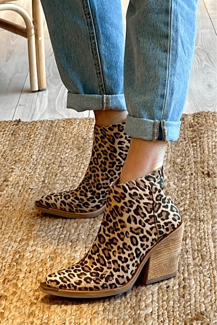 Women's Leopard Print Pointed-Toe Cowboy Ankle Boots – Stacked Heel