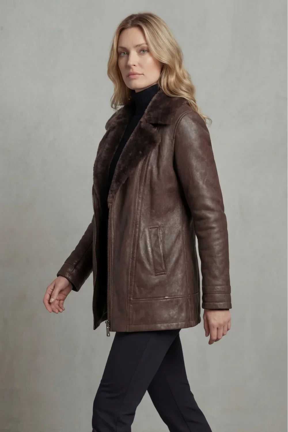 Women's Luxurious Shearling-Lined Leather Jacket
