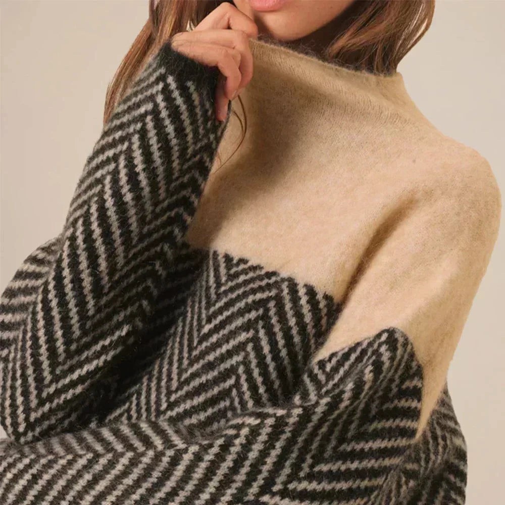 Women's Oversized Color-Block Knit Sweater – Turtleneck And Chevron Pattern