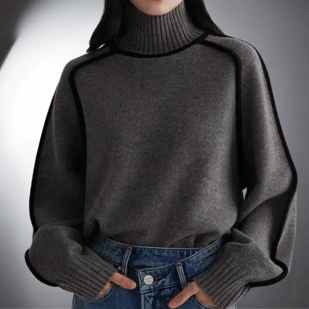 Women's Relaxed-Fit Knit Sweater – Turtleneck And Contrasting Raglan Sleeves