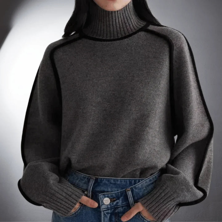 Women's Relaxed-Fit Knit Sweater – Turtleneck And Contrasting Raglan Sleeves