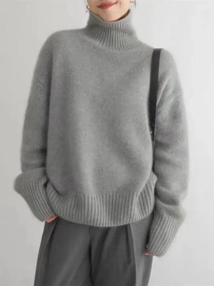 Women's Relaxed-Fit Long-Sleeve Knit Sweater – Turtleneck And Ribbed Cuffs