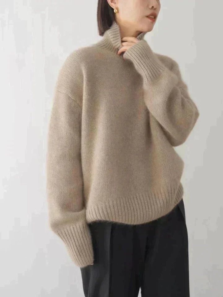 Women's Relaxed-Fit Long-Sleeve Knit Sweater – Turtleneck And Ribbed Cuffs