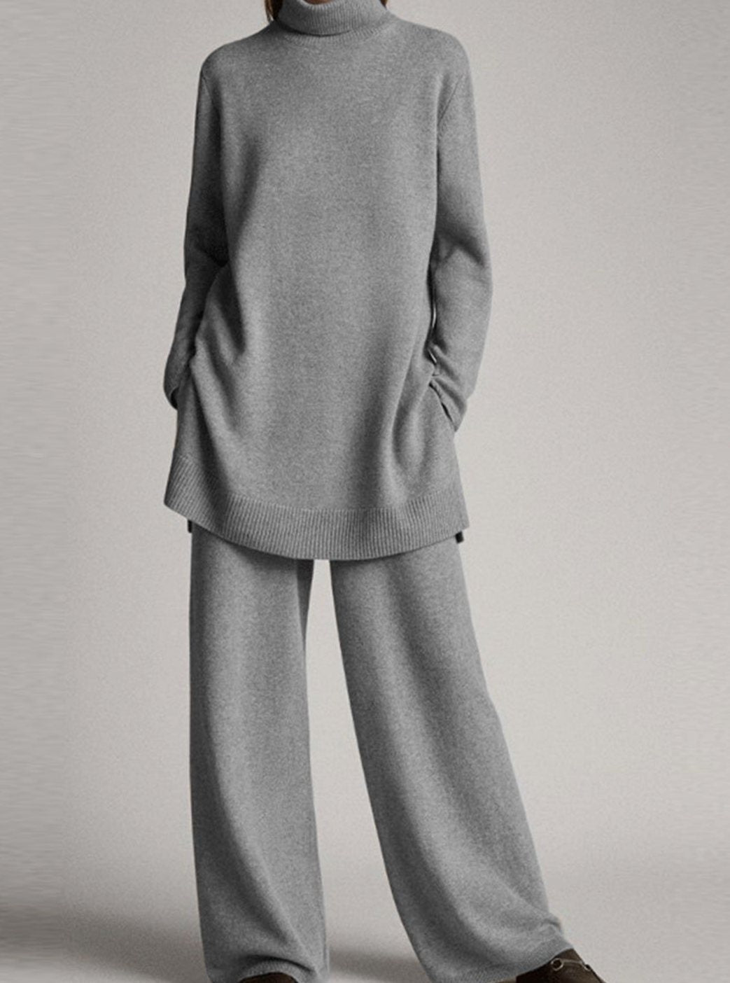 Women's Two-Piece Set – Turtleneck Knit Lounge Set