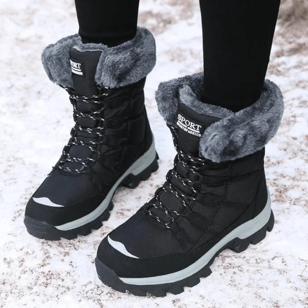Women's Warm Fur-Lined Winter Boots – Lace-Up Quilted Design